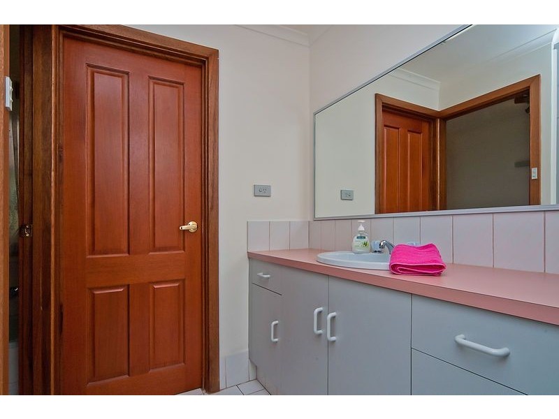 34 Hedgerow Drive, Gulfview Heights SA 5096