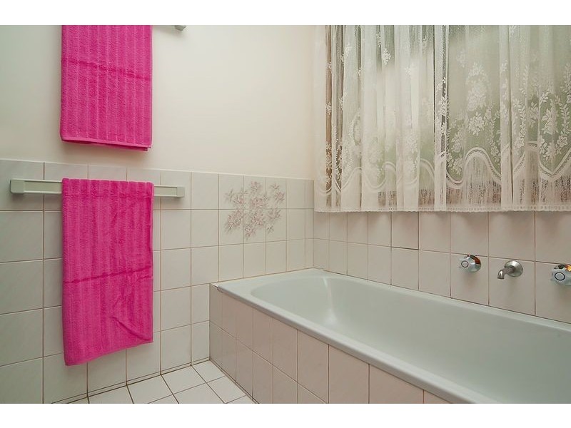 34 Hedgerow Drive, Gulfview Heights SA 5096