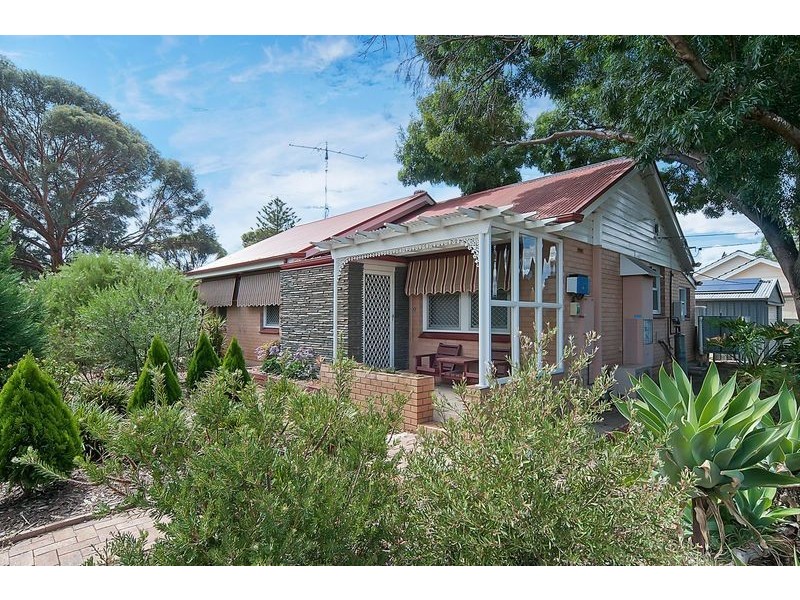 6 Baynes Avenue, Brahma Lodge SA 5109