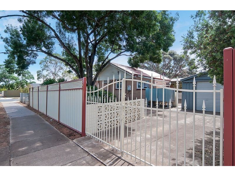 6 Baynes Avenue, Brahma Lodge SA 5109