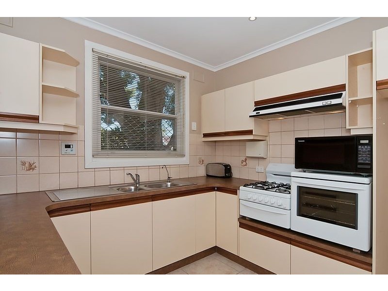 6 Baynes Avenue, Brahma Lodge SA 5109