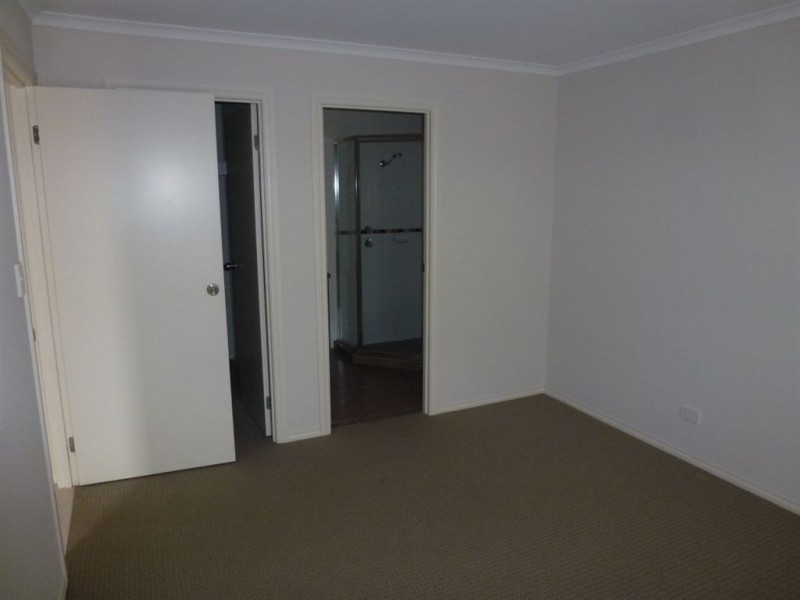 5 Luvera Drive, Munno Para West SA 5115