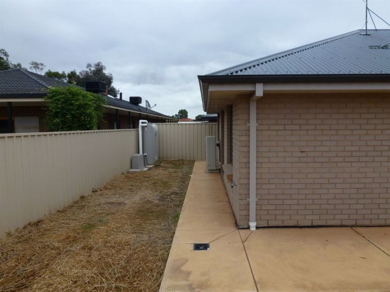 5 Luvera Drive, Munno Para West SA 5115