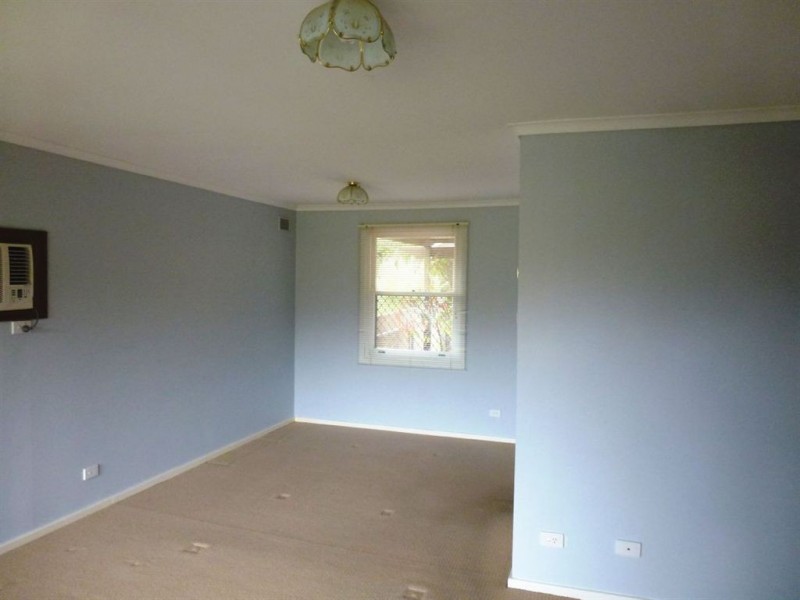 1 Hewish Crescent, Elizabeth Park SA 5113