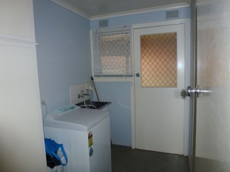 1 Hewish Crescent, Elizabeth Park SA 5113