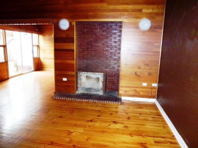 25 Spruance Road, Elizabeth East SA 5112