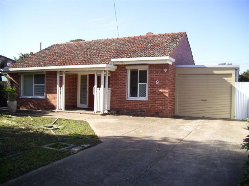 9 Idmiston Street, Elizabeth SA 5112