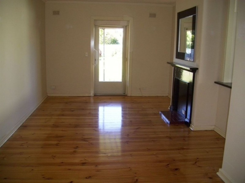 9 Idmiston Street, Elizabeth SA 5112