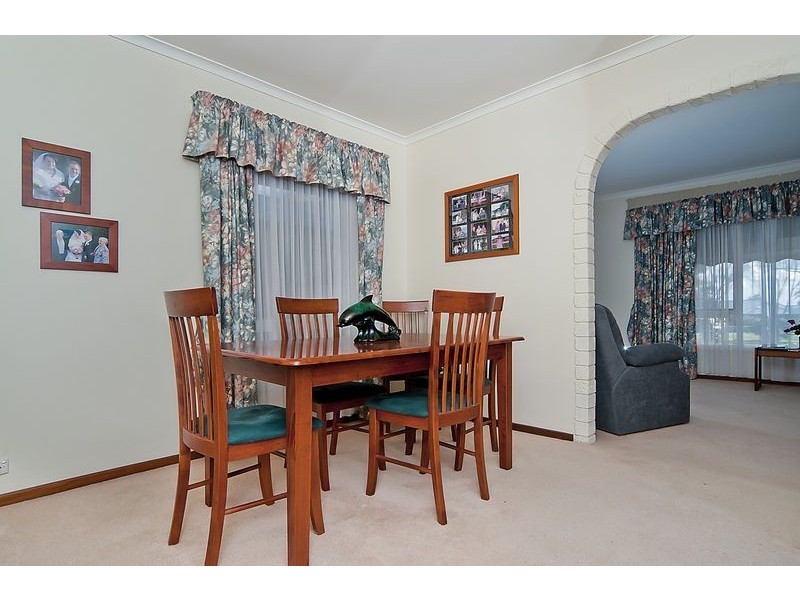 10 Warminster Road, Elizabeth Park SA 5113