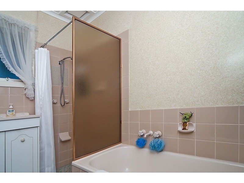 10 Warminster Road, Elizabeth Park SA 5113