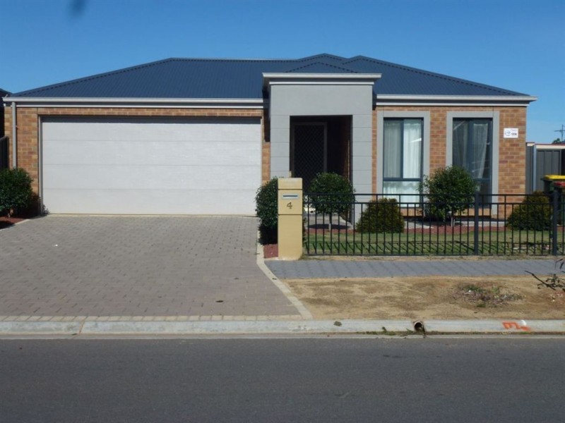 4 Oregon Avenue, Andrews Farm SA 5114