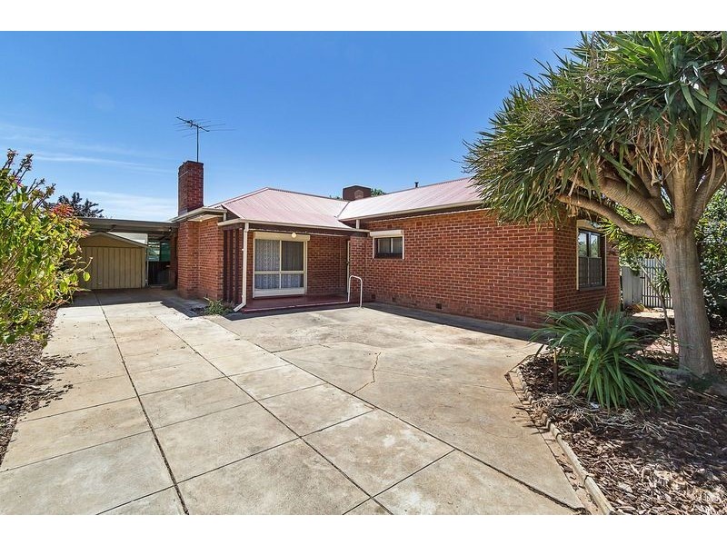 12 Mofflin Road, Elizabeth Grove SA 5112