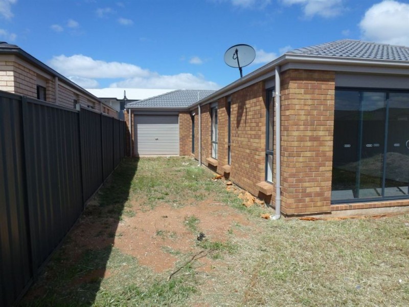 10 Caspian Lane, Andrews Farm SA 5114