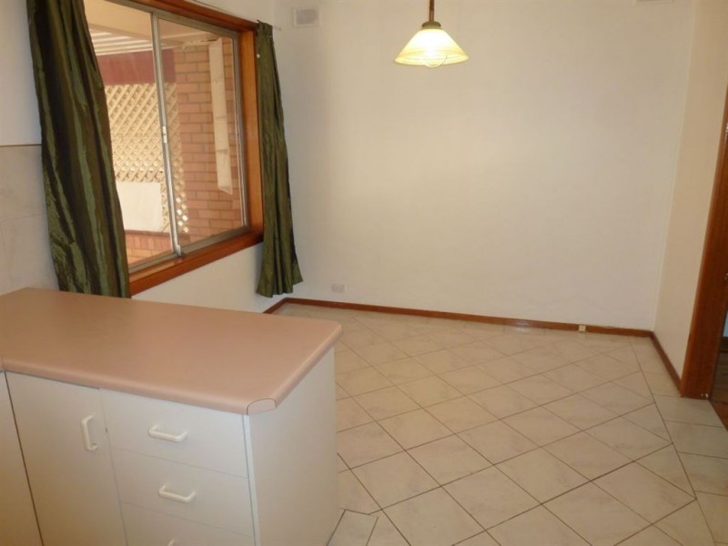 16 Balmoral Road, Salisbury East SA 5109