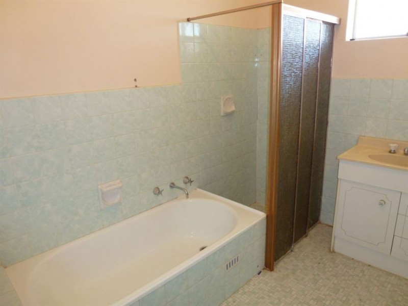 16 Balmoral Road, Salisbury East SA 5109