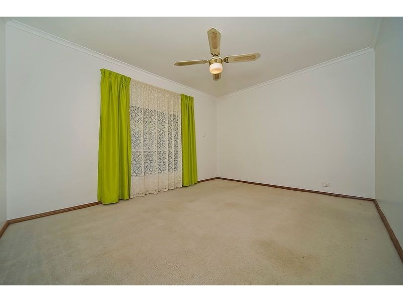 17 President Avenue, Andrews Farm SA 5114