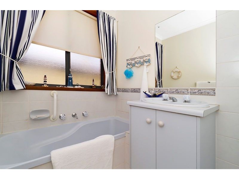 1 Crawford Grove, Andrews Farm SA 5114