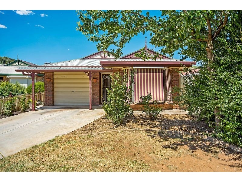 8 Montrose Court, Elizabeth North SA 5113