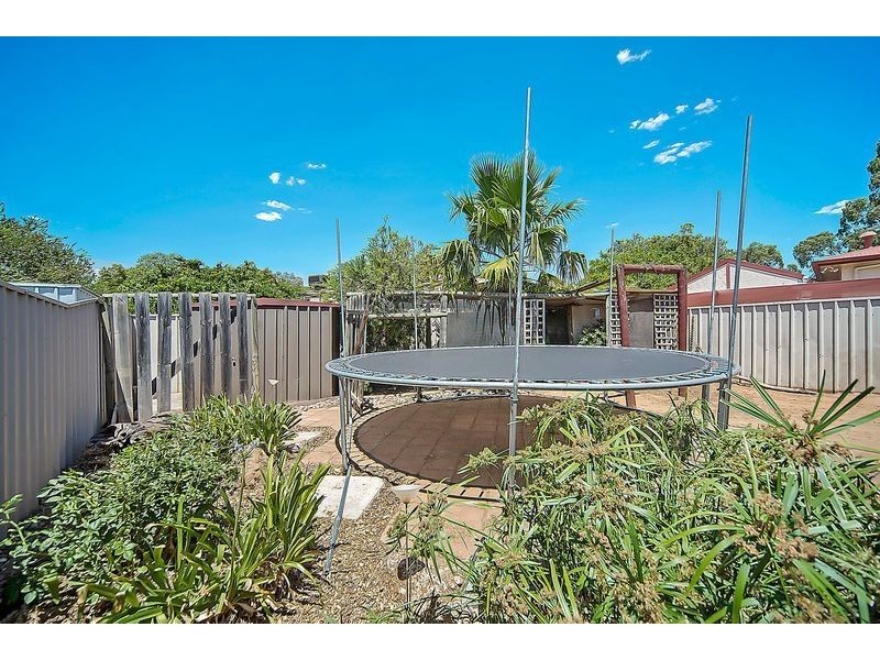 8 Montrose Court, Elizabeth North SA 5113