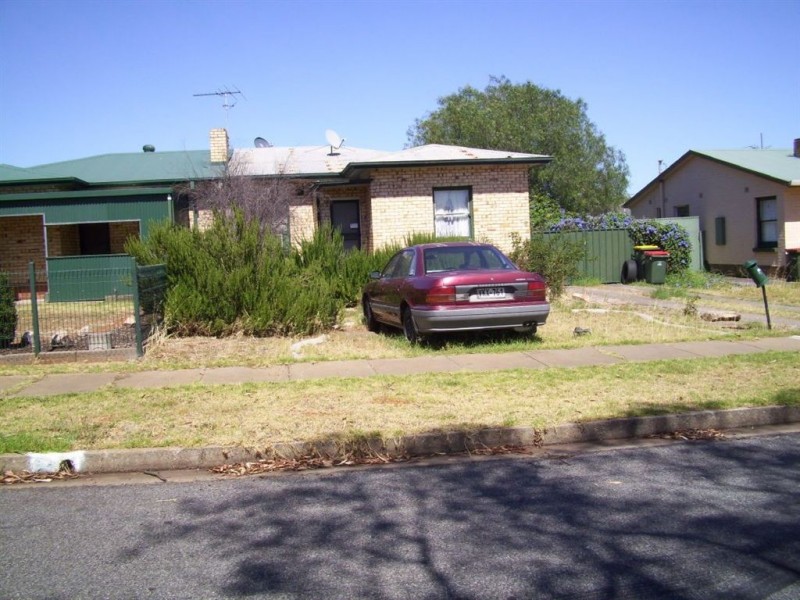 8 Rushall Crescent, Elizabeth Vale SA 5112