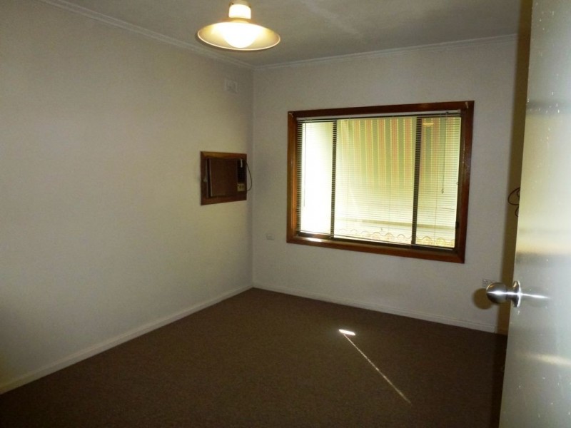 12 Davidson Road, Elizabeth Vale SA 5112