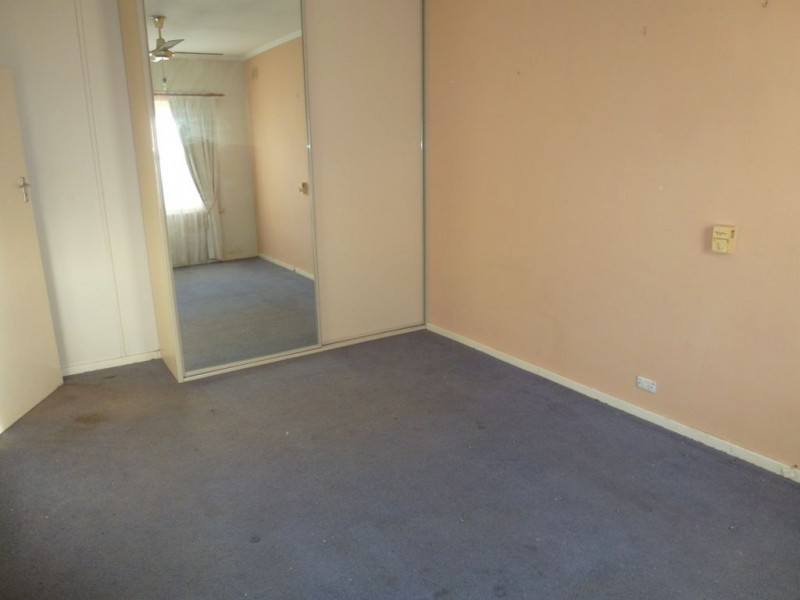 13 Crisp Road, Elizabeth Downs SA 5113