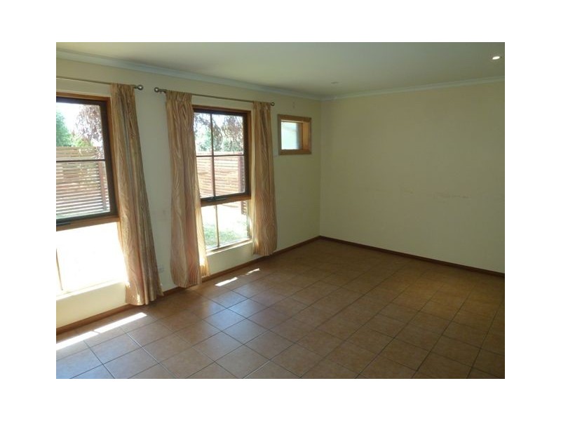 2 Woodall Court, Willaston SA 5118