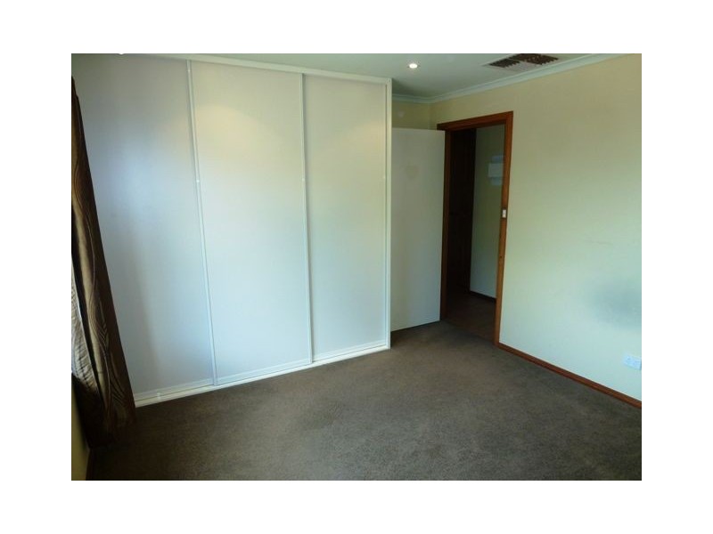 2 Woodall Court, Willaston SA 5118