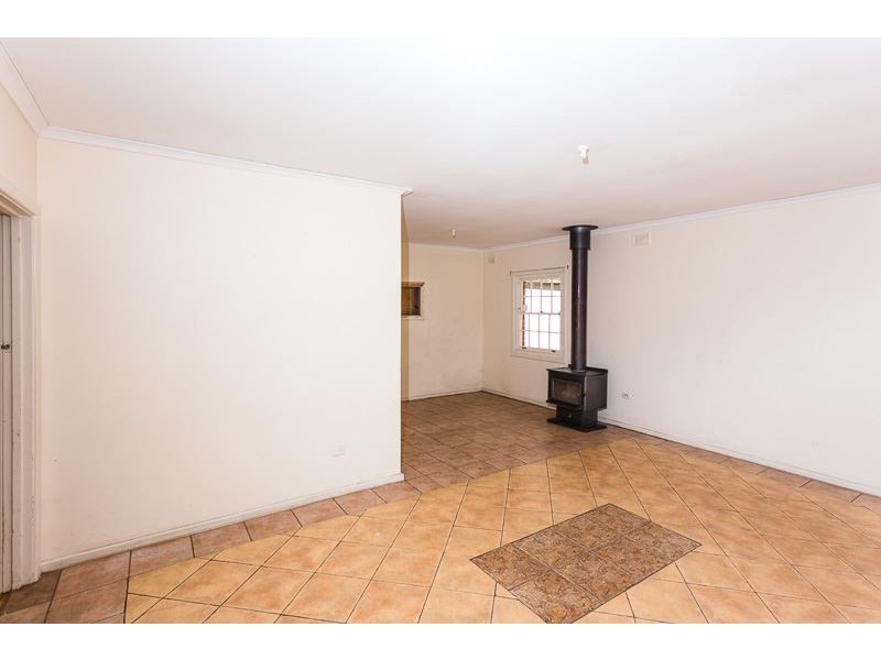 19 Adams Road, Elizabeth Park SA 5113