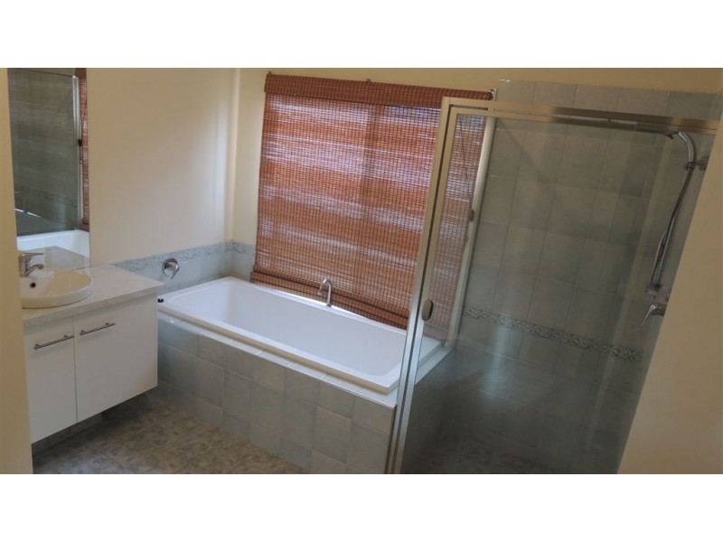 40 Waterside Drive, Burton SA 5110