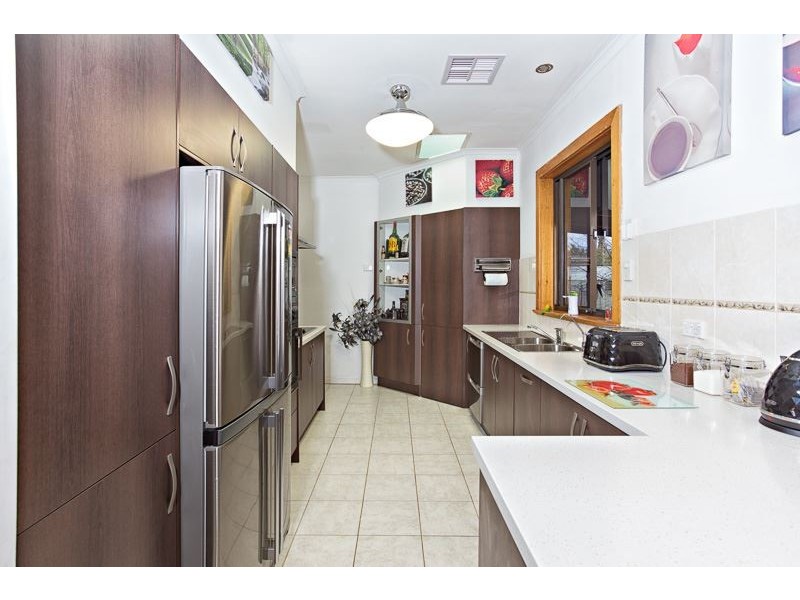 11 Crisp Road, Elizabeth Downs SA 5113