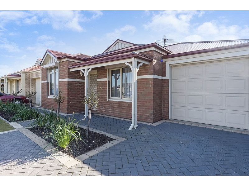 117 Lakeside Drive, Andrews Farm SA 5114