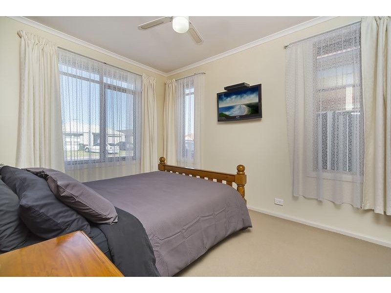 117 Lakeside Drive, Andrews Farm SA 5114