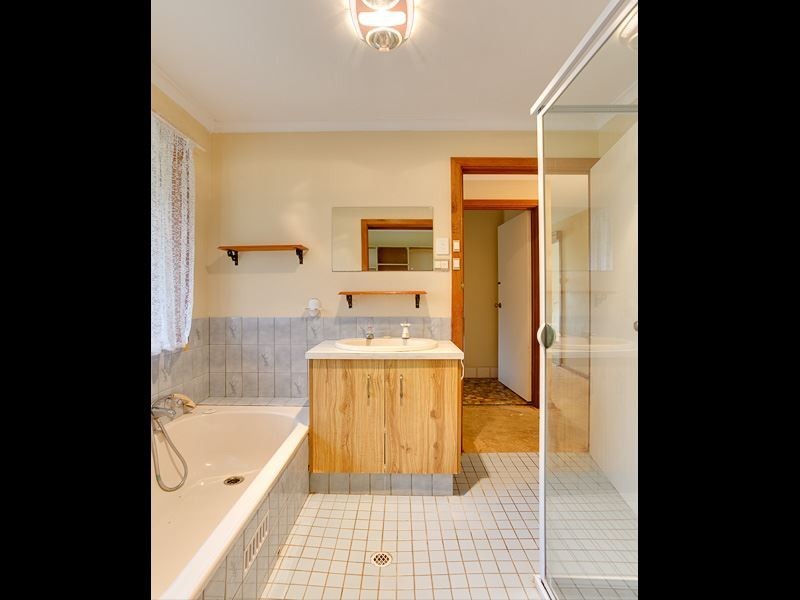 13 Scholes Avenue, Parafield Gardens SA 5107