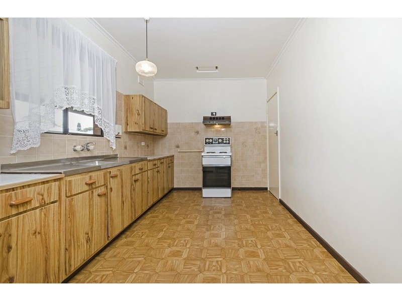 18 Prunus Avenue, Elizabeth Vale SA 5112