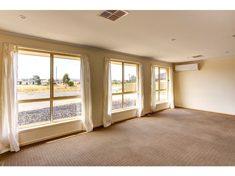 31 Everest Avenue, Andrews Farm SA 5114