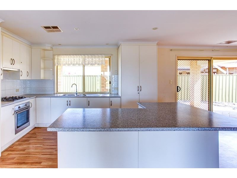 31 Everest Avenue, Andrews Farm SA 5114