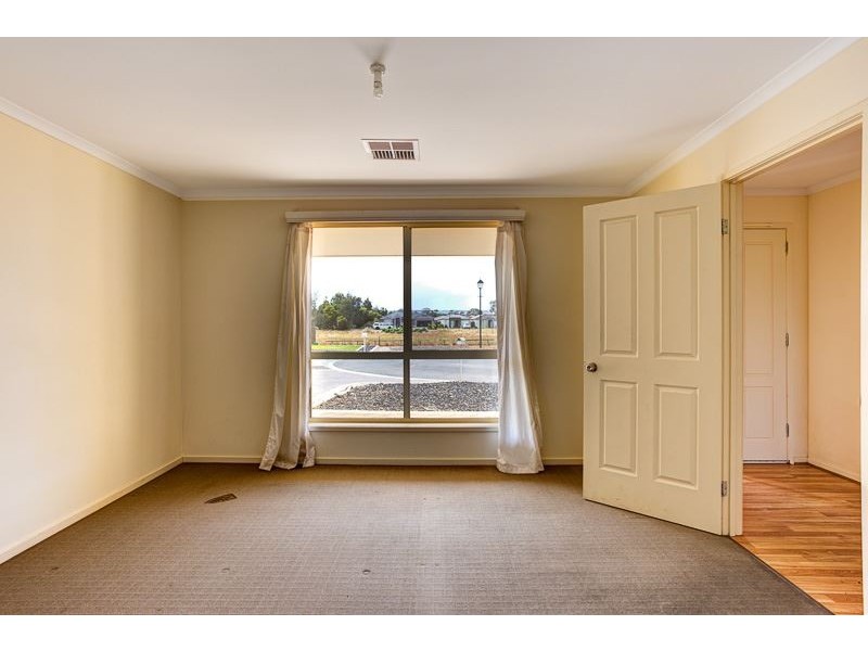 31 Everest Avenue, Andrews Farm SA 5114