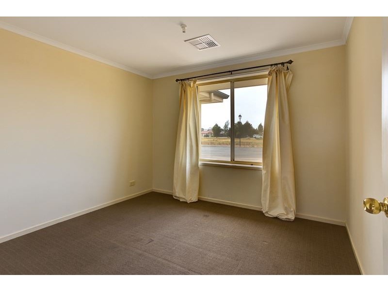 31 Everest Avenue, Andrews Farm SA 5114