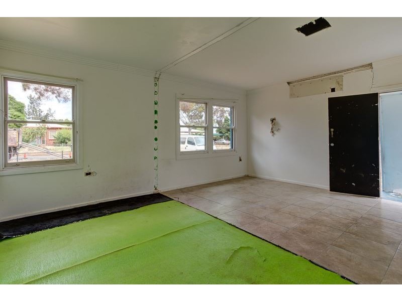 15 Wilkins Road, Elizabeth Downs SA 5113