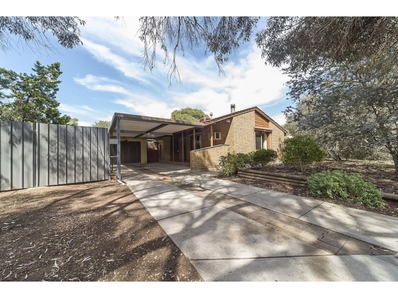 9 Harmer Court, Para Hills West SA 5096