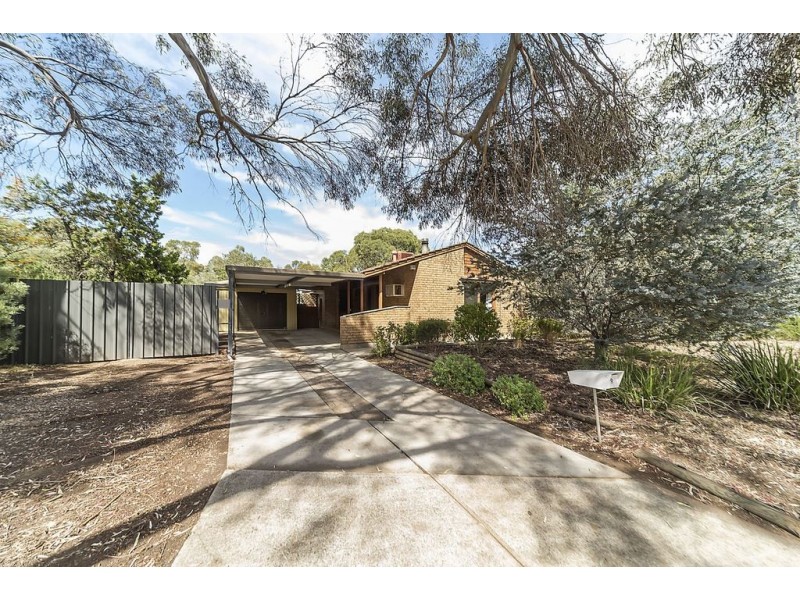 9 Harmer Court, Para Hills West SA 5096