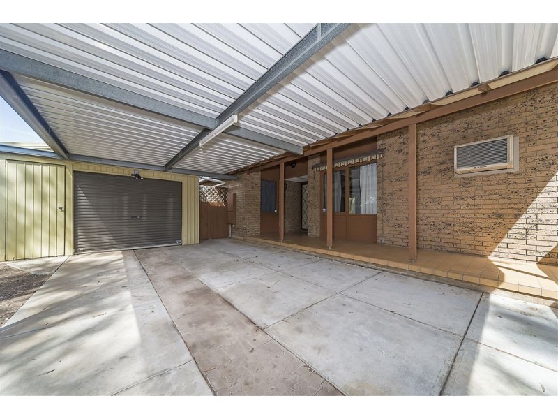 9 Harmer Court, Para Hills West SA 5096