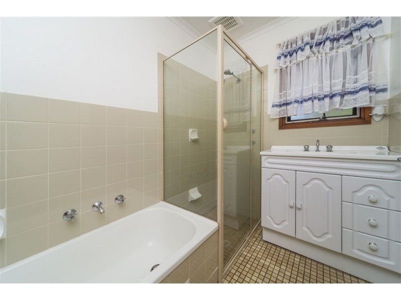 9 Harmer Court, Para Hills West SA 5096