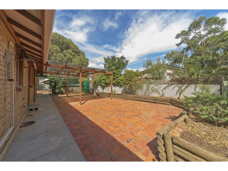 9 Harmer Court, Para Hills West SA 5096