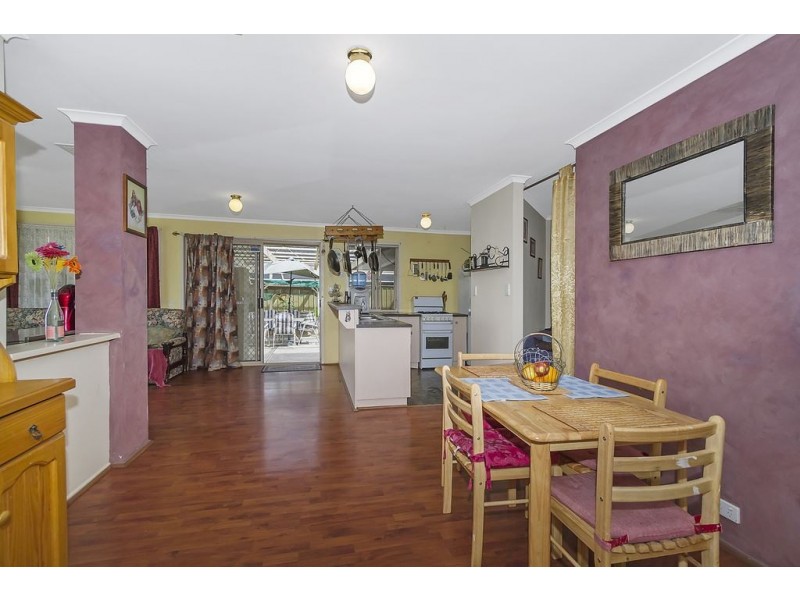 5 Hutton Avenue, Andrews Farm SA 5114