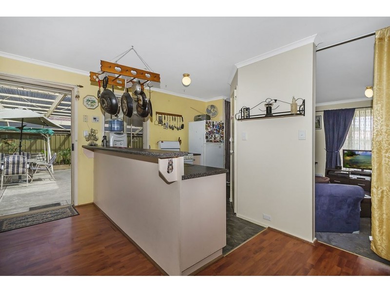 5 Hutton Avenue, Andrews Farm SA 5114