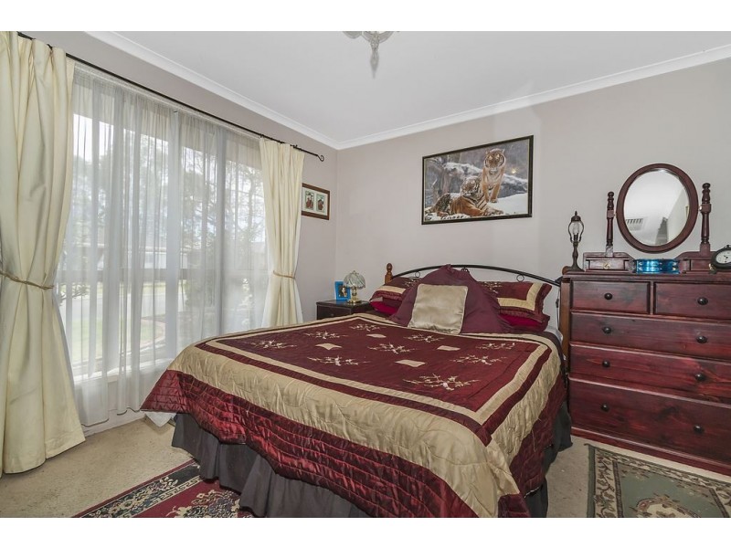 5 Hutton Avenue, Andrews Farm SA 5114