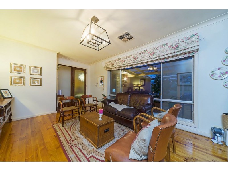 18 Quebec Drive, Modbury Heights SA 5092