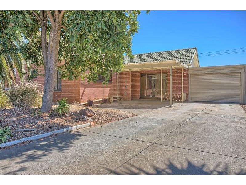 9 Justinian Street, Elizabeth Downs SA 5113